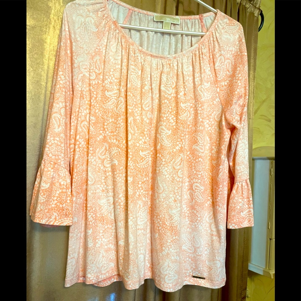 - MICHAEL KORS TOP Soft Peach Print 3/4 Bell Sleeves Scoop Neck L
